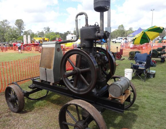 1072346_525673687535121_2856294152640539220_o