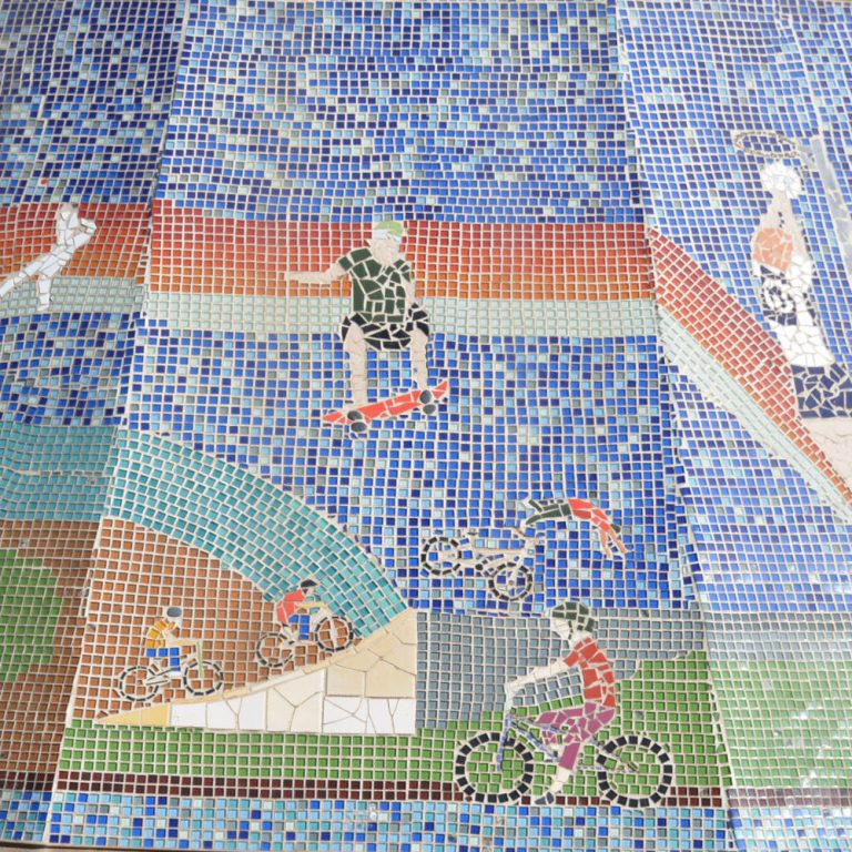 DSC_8818WT Mural 2 scate boardscaled